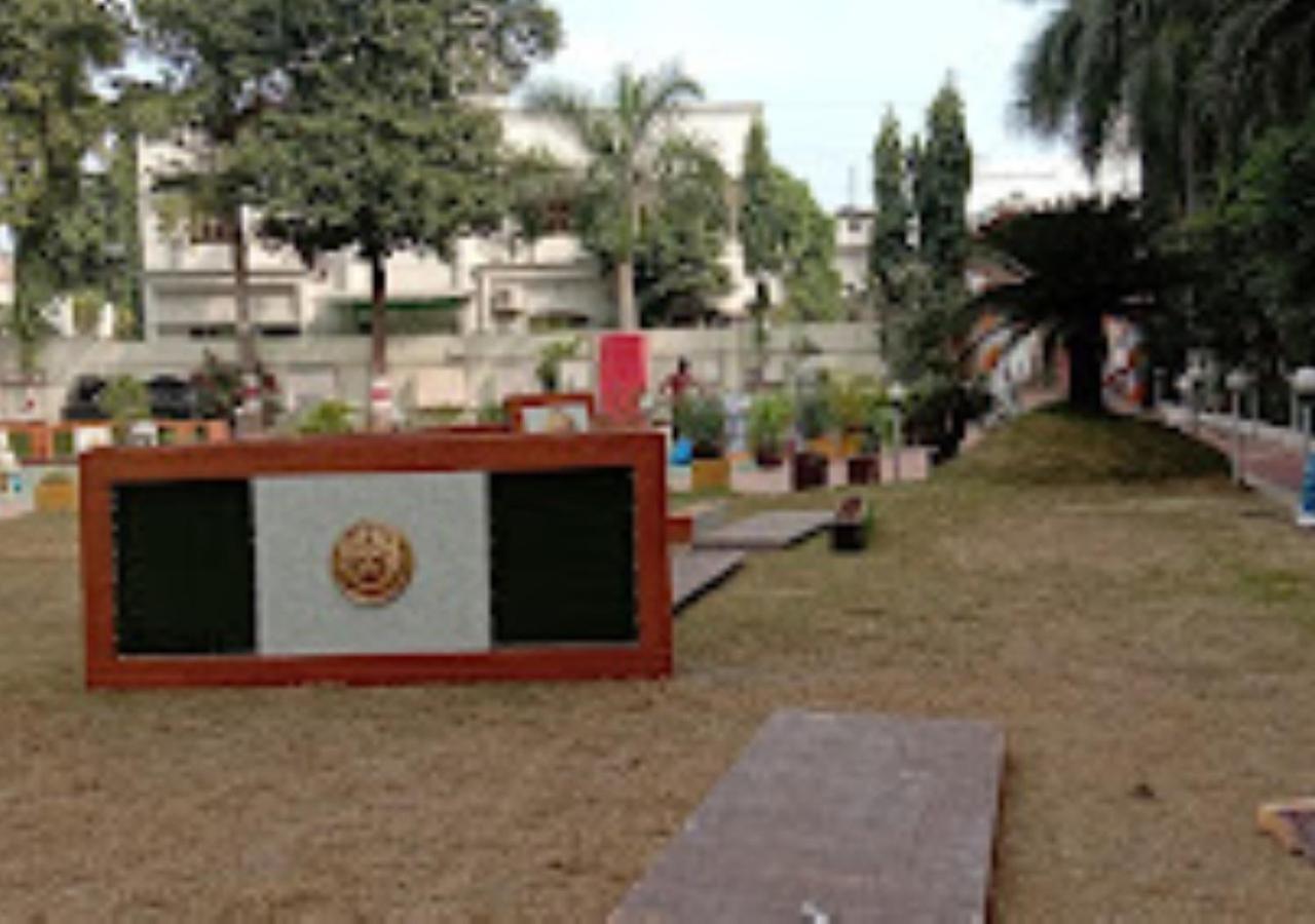 Hotel Blue Paradise Chandrapur Exterior photo